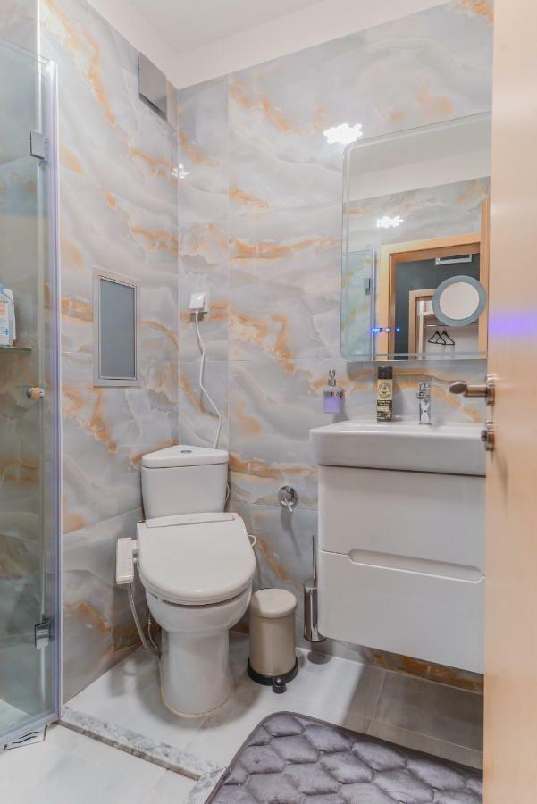 The Spot - Fully Equipped, Central, Modern Studio By Flat Mаnager Софія Екстер'єр фото